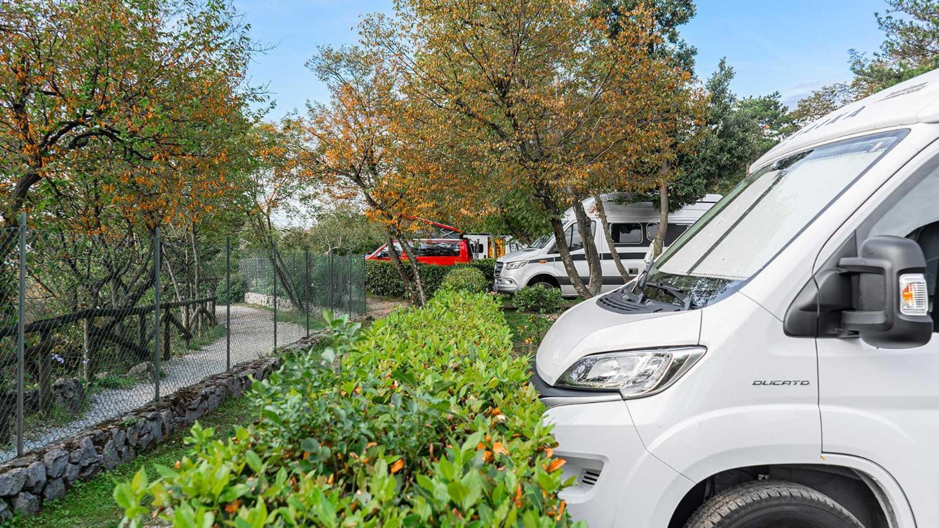 Camping Village Mare Pineta Sistiana Eksteriør billede