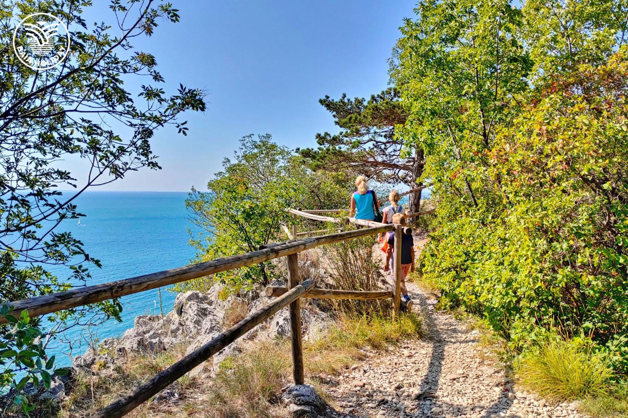 Camping Village Mare Pineta Sistiana Eksteriør billede