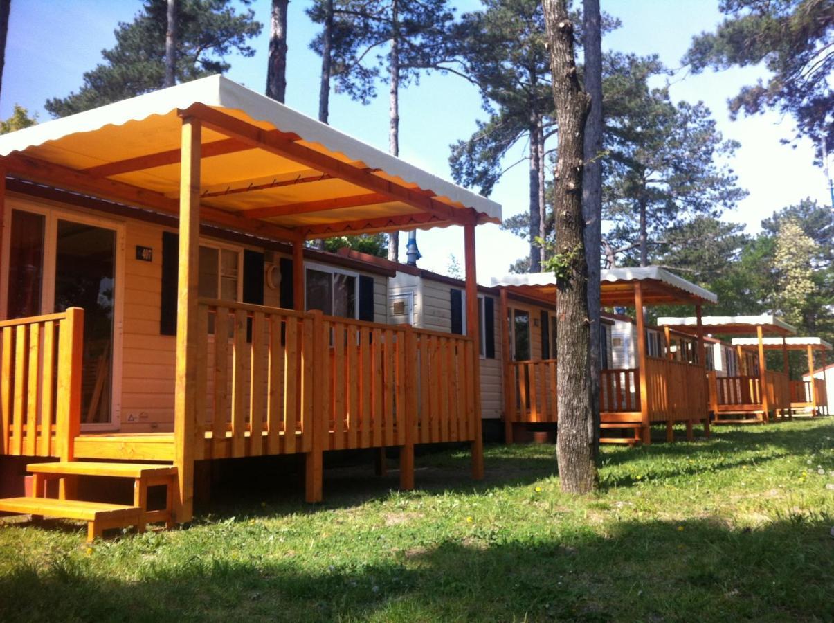 Camping Village Mare Pineta Sistiana Værelse billede